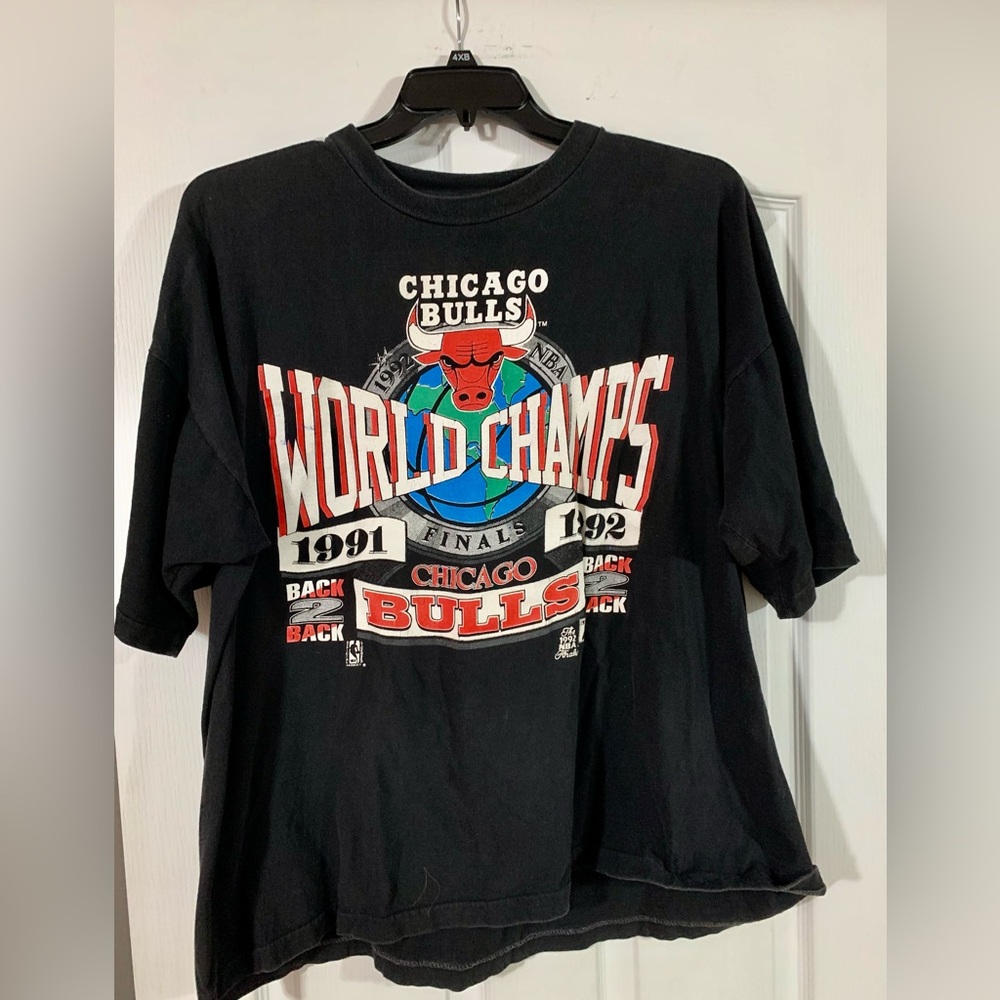 VINTAGE LOGO 7 BULLS B2B T-SHIRT